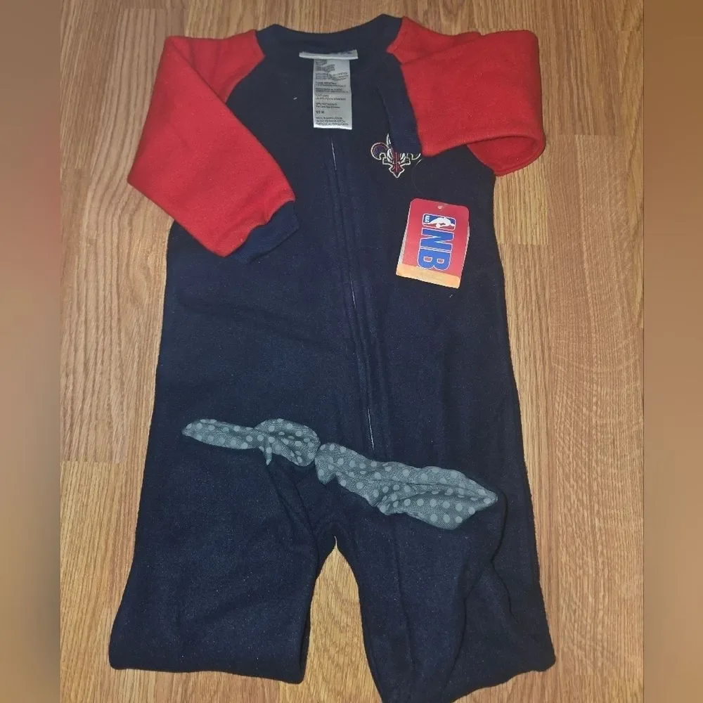 NBA New Orleans Pelicans Footie Pajama 6-9 Months NWT Basketball